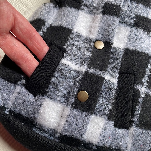 NWT Fab Dog Plaid Boucle Dog Jacket- Black & White - Picture 5 of 7